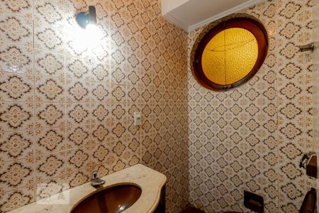 Casa para alugar com 480m², 4 quartos e 4 vagasLavabo