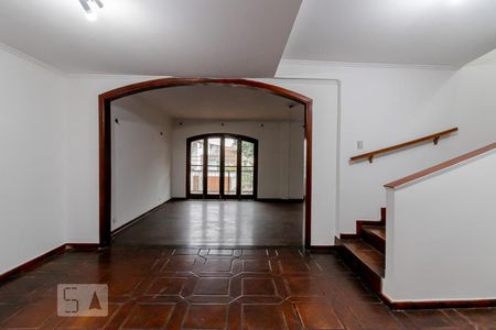 Hall de Entrada de casa para alugar com 4 quartos, 480m² em Vila Monumento, São Paulo