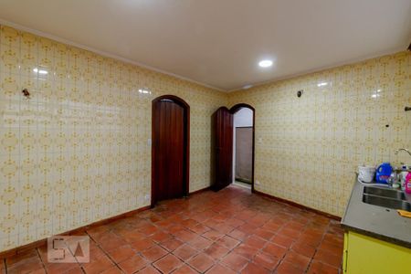 Casa para alugar com 480m², 4 quartos e 4 vagasCozinha