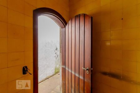 Casa para alugar com 480m², 4 quartos e 4 vagasBanheiro de Serviço