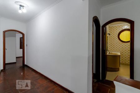 Casa para alugar com 480m², 4 quartos e 4 vagasCorredor dos Quartos