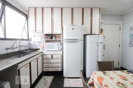 Apartamento à venda com 188m², 3 quartos e 2 vagascozinha