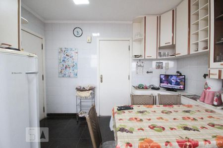 Apartamento à venda com 188m², 3 quartos e 2 vagascozinha
