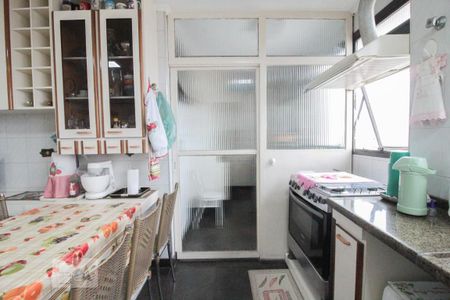 Apartamento à venda com 188m², 3 quartos e 2 vagascozinha