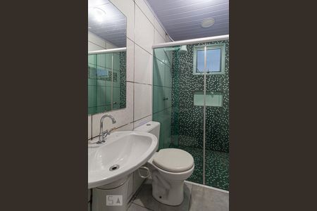 Banheiro de casa para alugar com 1 quarto, 30m² em Bandeiras, Osasco