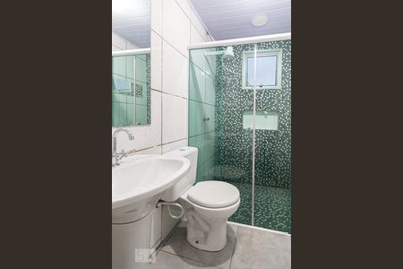 Banheiro de casa para alugar com 1 quarto, 30m² em Bandeiras, Osasco