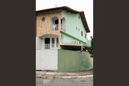 Casa à venda com 280m², 3 quartos e 2 vagasFachada