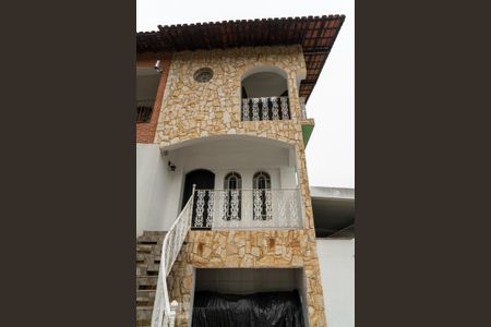 Casa à venda com 280m², 3 quartos e 2 vagasFachada