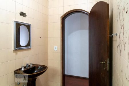 Casa à venda com 280m², 3 quartos e 2 vagasBanheiro 3