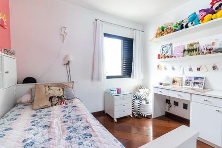 Apartamento à venda com 180m², 3 quartos e 4 vagasSuíte1