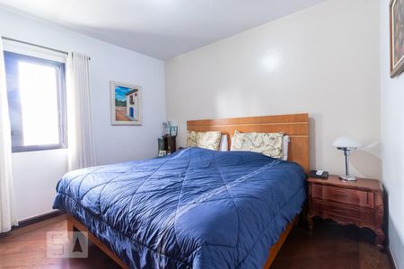 Apartamento à venda com 180m², 3 quartos e 4 vagasSuíte 2