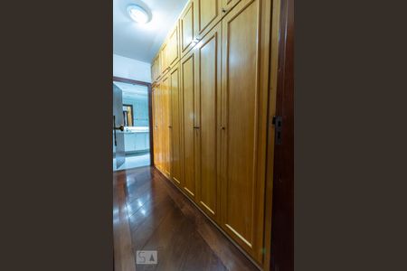 Apartamento à venda com 180m², 3 quartos e 4 vagasSuíte 2 - Armário