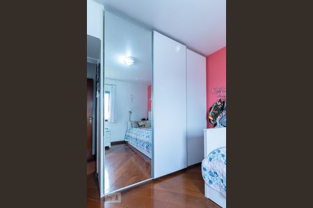 Apartamento à venda com 180m², 3 quartos e 4 vagasSuíte1 - Armário