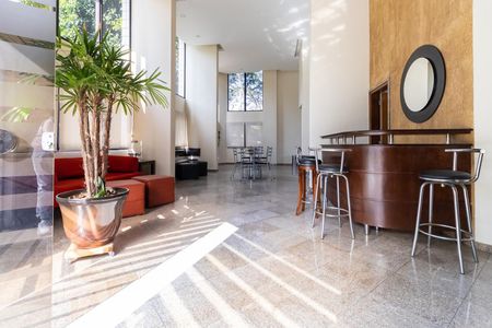 Apartamento à venda com 180m², 3 quartos e 4 vagasÁrea comum - Salão de festas
