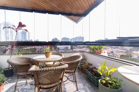 Apartamento à venda com 180m², 3 quartos e 4 vagasSacada