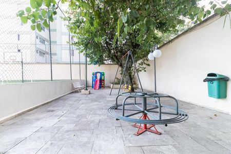 Apartamento à venda com 180m², 3 quartos e 4 vagasÁrea Comum - Playground