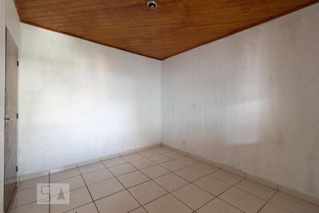 Quarto de casa para alugar com 2 quartos, 60m² em Mutinga, Osasco