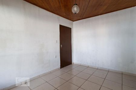 Quarto de casa para alugar com 2 quartos, 60m² em Mutinga, Osasco