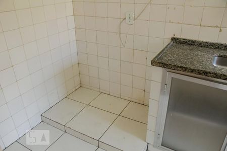 Casa à venda com 65m², 2 quartos e 1 vagacozinha