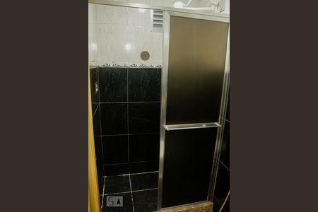 Casa à venda com 65m², 2 quartos e 1 vagabanheiro social