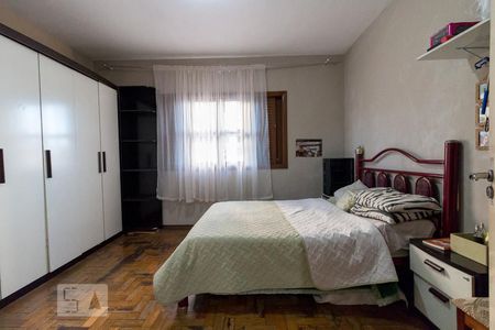 Quarto 1 de casa para alugar com 3 quartos, 241m² em Vila Leonor, Guarulhos