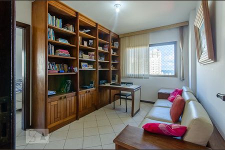 Apartamento para alugar com 193m², 4 quartos e 3 vagasEscritório