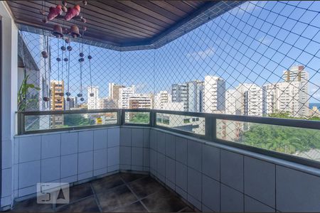 Sacada de apartamento para alugar com 4 quartos, 193m² em Pituba, Salvador
