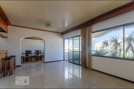 Sala de Estar de apartamento para alugar com 4 quartos, 193m² em Pituba, Salvador