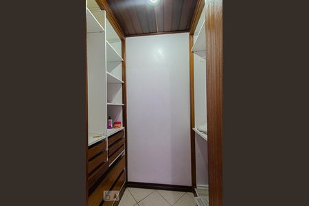 Apartamento para alugar com 193m², 4 quartos e 3 vagasQuarto 3 - Closet