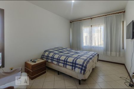 Apartamento para alugar com 193m², 4 quartos e 3 vagasQuarto 2 - Suíte
