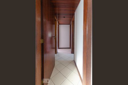 Apartamento para alugar com 193m², 4 quartos e 3 vagasCorredor