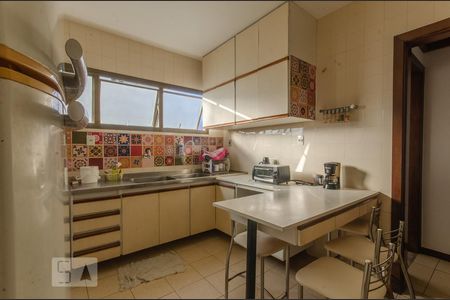 Apartamento para alugar com 193m², 4 quartos e 3 vagasCozinha