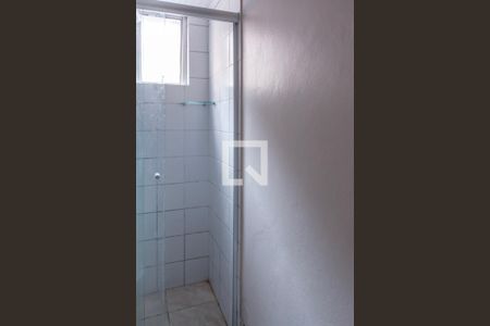 Banheiro de apartamento para alugar com 1 quarto, 34m² em Vila Nova, Porto Alegre