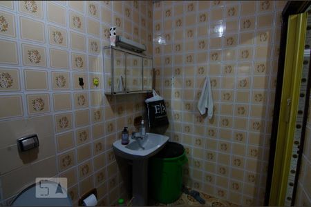 Casa à venda com 150m², 3 quartos e 2 vagasBanheiro 2