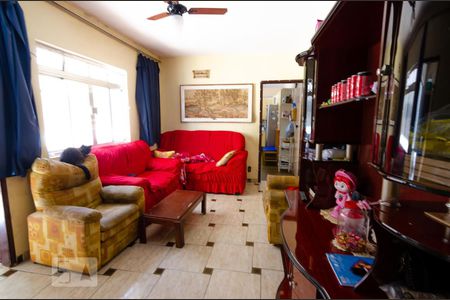 Casa à venda com 150m², 3 quartos e 2 vagasSala 2