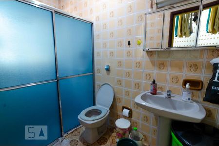 Casa à venda com 150m², 3 quartos e 2 vagasBanheiro 2