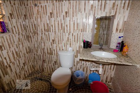 Banheiro 1 de casa à venda com 3 quartos, 150m² em Parque Luis Mucciolo, São Paulo