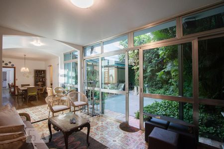 Sala de TV de casa à venda com 3 quartos, 317m² em Campo Belo, São Paulo