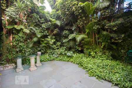 Casa à venda com 317m², 3 quartos e 3 vagasJardim de Inverno