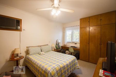 Casa à venda com 317m², 3 quartos e 3 vagasSuíte 3