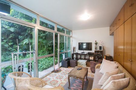 Sala de TV de casa à venda com 3 quartos, 317m² em Campo Belo, São Paulo