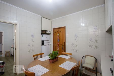 Casa à venda com 317m², 3 quartos e 3 vagasCopa