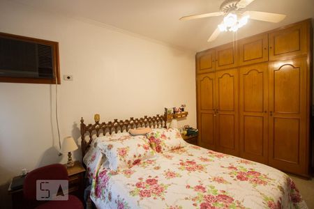 Casa à venda com 317m², 3 quartos e 3 vagasSuíte 2