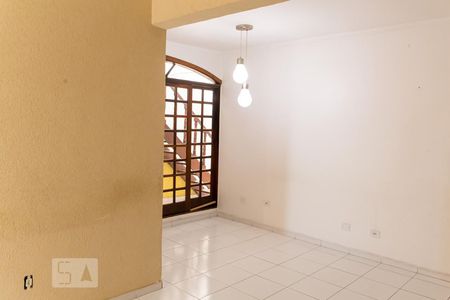 Sala de casa à venda com 3 quartos, 120m² em Vila Carrao, São Paulo