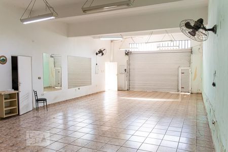 Casa à venda com 120m², 3 quartos e 6 vagasGaragem