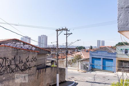 Casa à venda com 120m², 3 quartos e 6 vagasVista do quarto 2