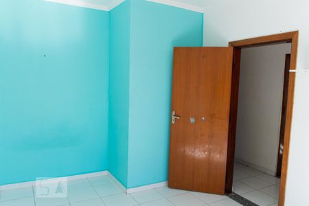 Casa à venda com 120m², 3 quartos e 6 vagasQuarto 2