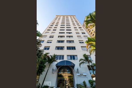 Apartamento à venda com 115m², 3 quartos e 2 vagasFachada