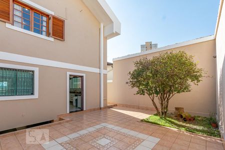 Casa à venda com 360m², 3 quartos e 8 vagas Casa à venda com 360m², 3 quartos e 8 vagasQuintal