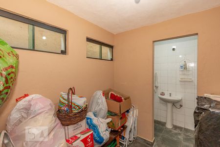 Casa à venda com 360m², 3 quartos e 8 vagas Casa à venda com 360m², 3 quartos e 8 vagasSuite de Serviço